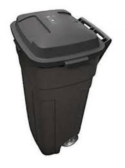 Rubbermaid Roughneck 34-Gallon Plastic Wheeled Garbarge Can