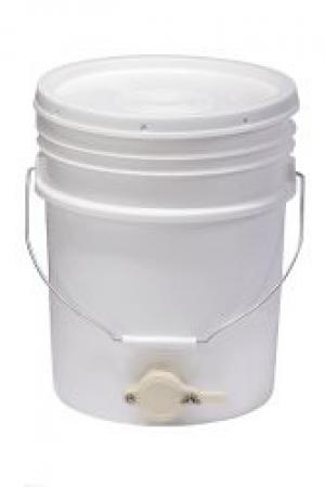 5 Gallon Plastic Honey Bucket with Valve